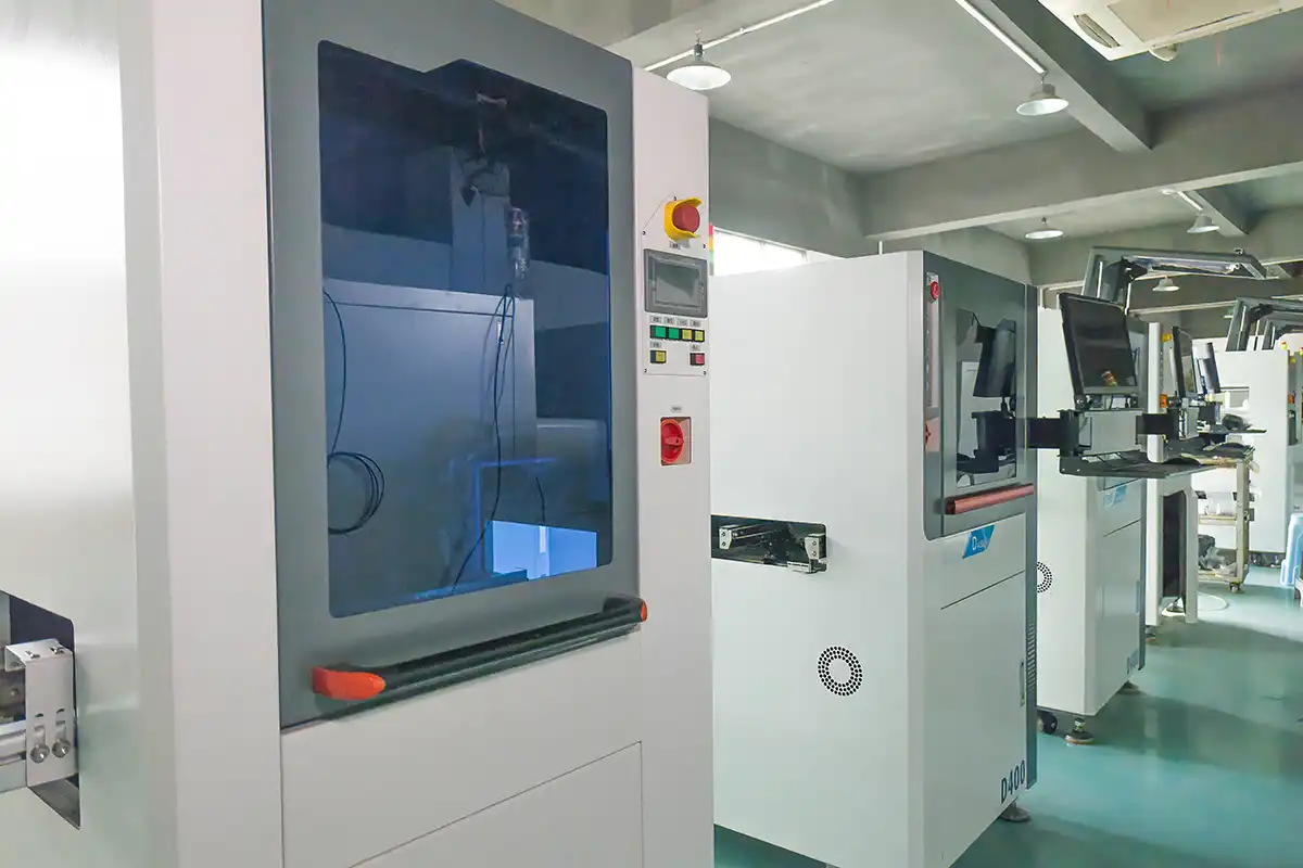 Ongeveer 1 Haichen SMT- Facilities